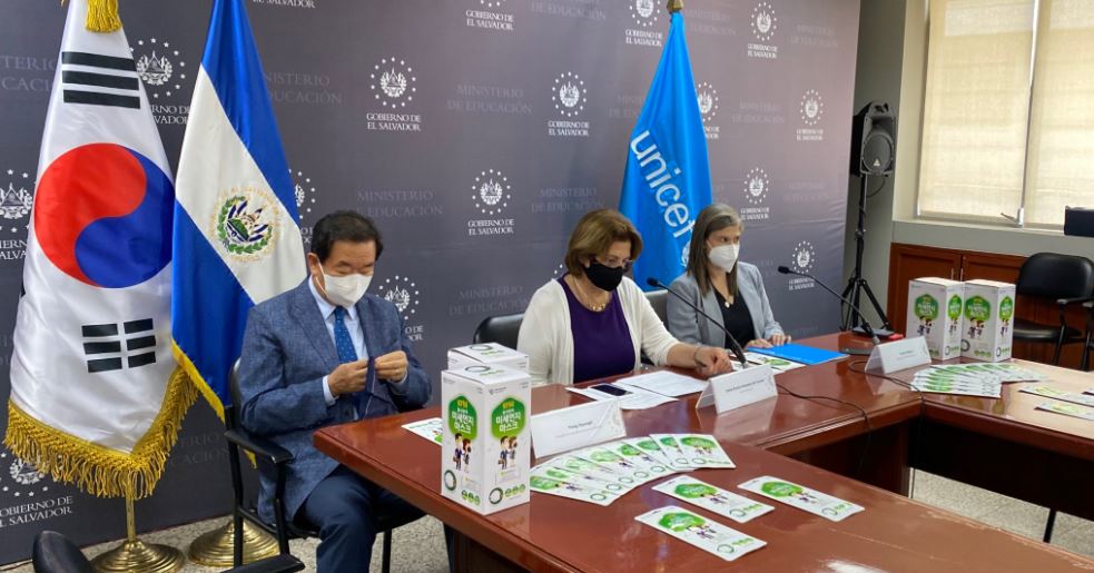 UNICEF y Corea del Sur entregan donación de insumos médicos al Ministerio de Educación unicef-y-corea-del-sur-entregan-donacion-de-insumos-medicos-al-ministerio-de-educacion